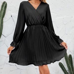 Stylish/Casual V-Neck Dress